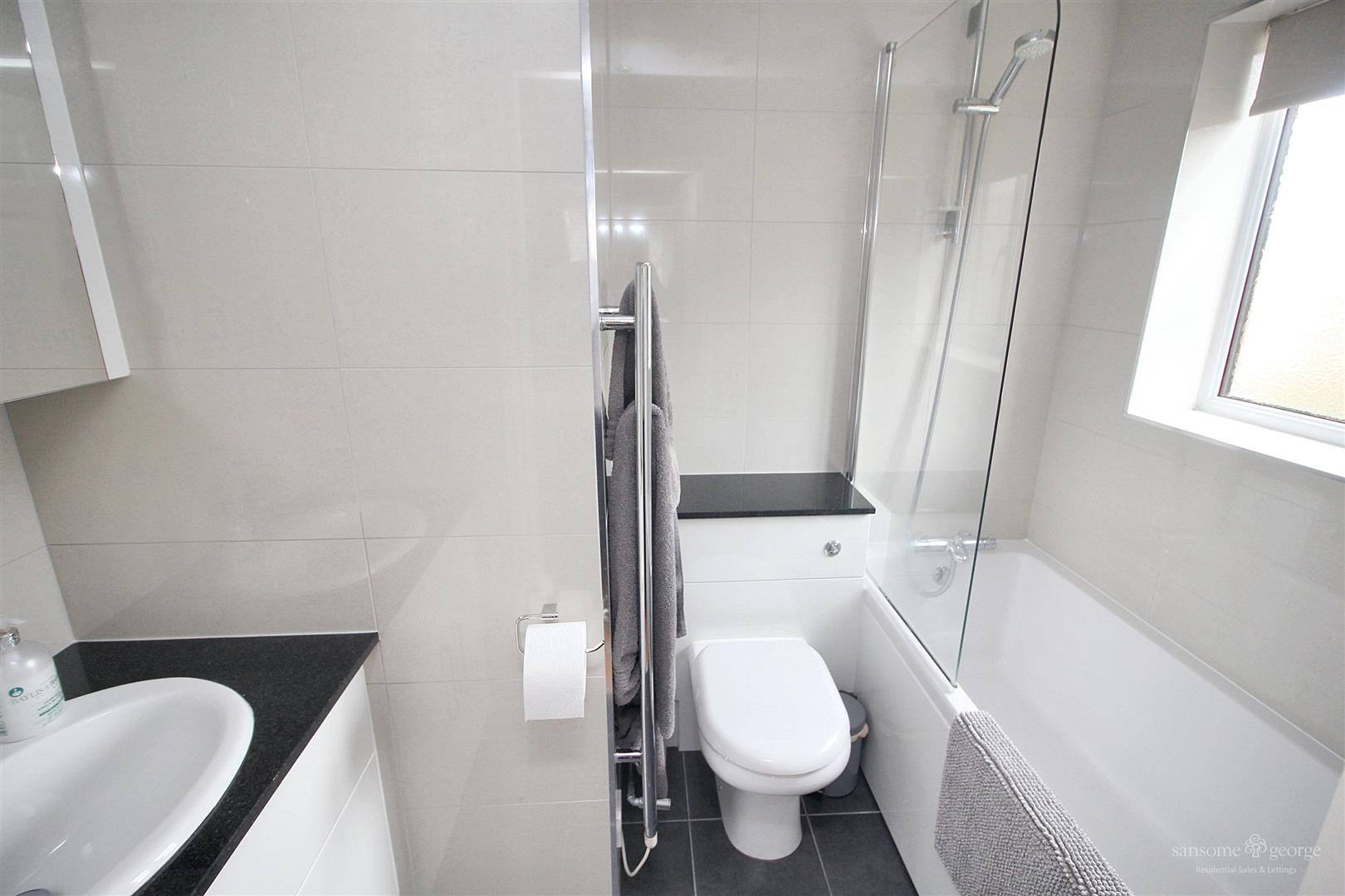 Westwood Glen, Tilehurst, Reading